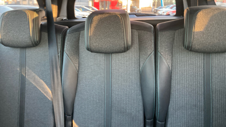 Peugeot 5008 1.5 BlueHDi Allure 5dr EAT8 Diesel Estate